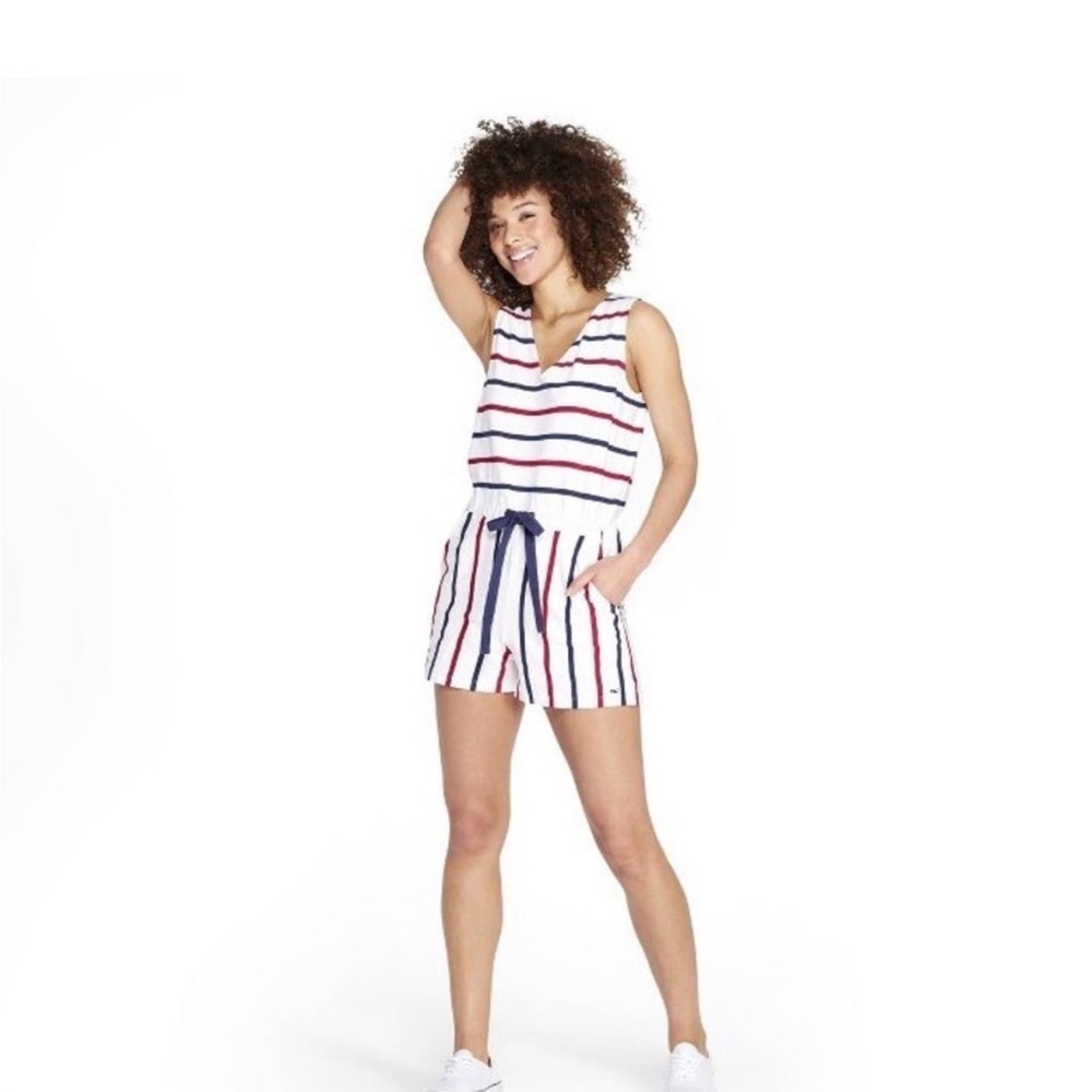 Vineyard Vines White, Navy and Red Striped Romper NWT 100% Cotton Size Small